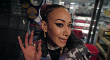 Jan Set JANSET - Oh Yes! (Official Video) – Thir13een